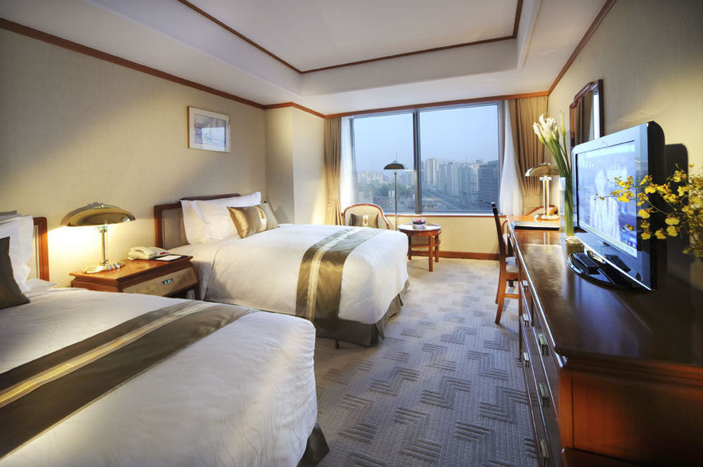 New World Hotel